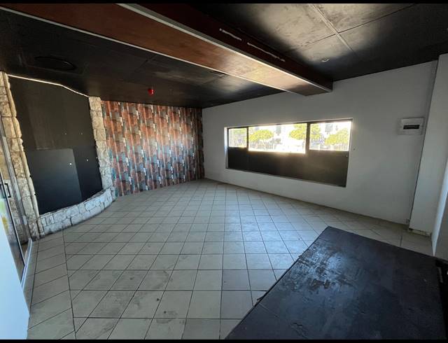 370M² BUSINESS TO LET IN PARKLANDS